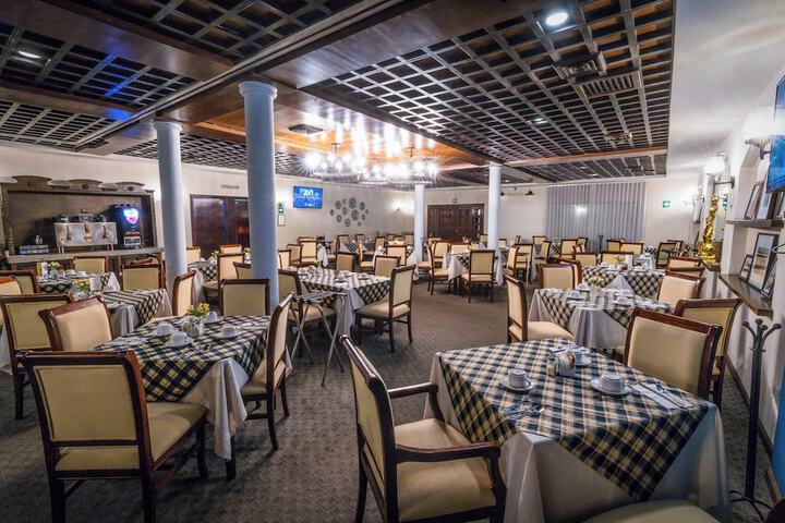 Dining 102 of 179