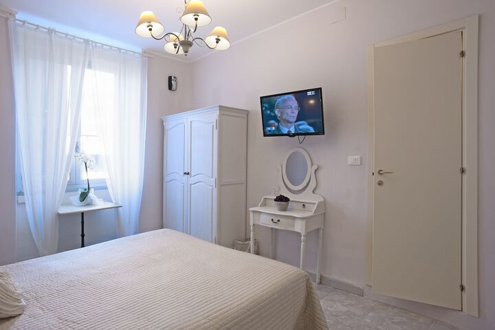Room 21 of 40