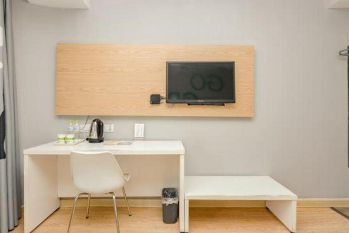 Motel 168 (Jinan Railway Station)