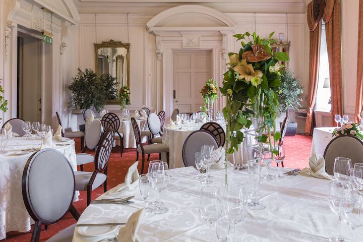 Ballroom/Hall 119 of 157