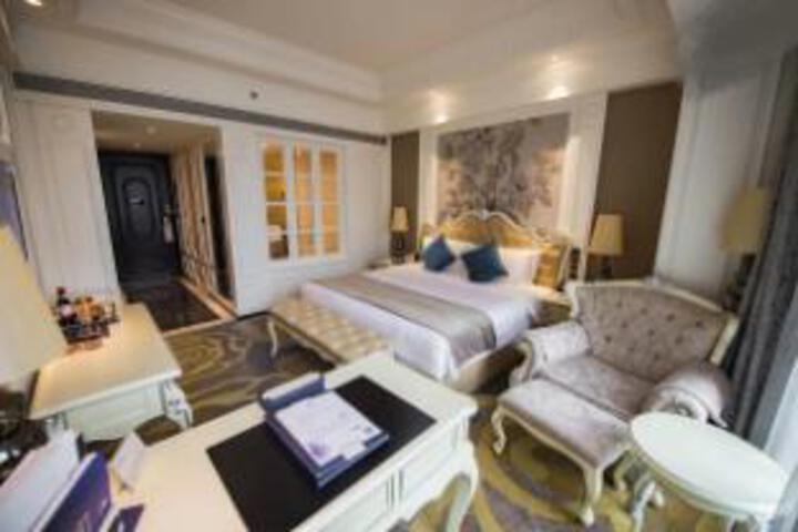 Room 20 of 21