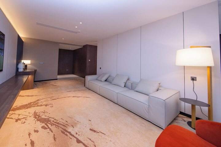 Room 70 of 148