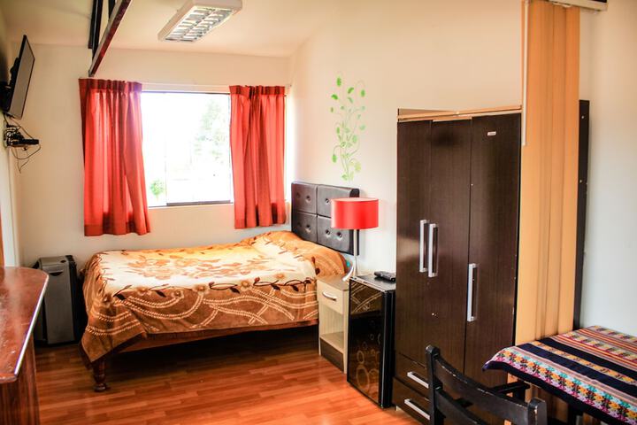 Room 32 of 79
