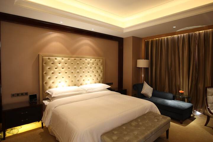 Room 12 of 56