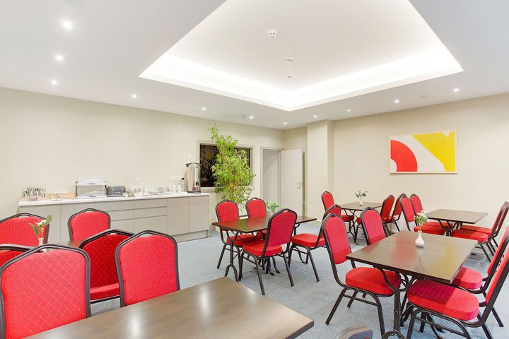 Dining Photos