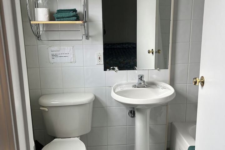 Room 14 of 17