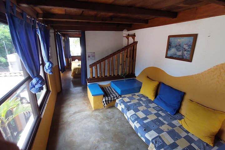 Room 28 of 67