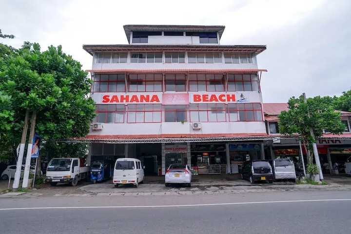 OYO 427 Sahana Beach