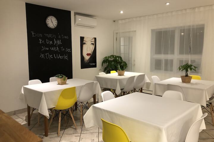 Hotel Interior 28 of 39