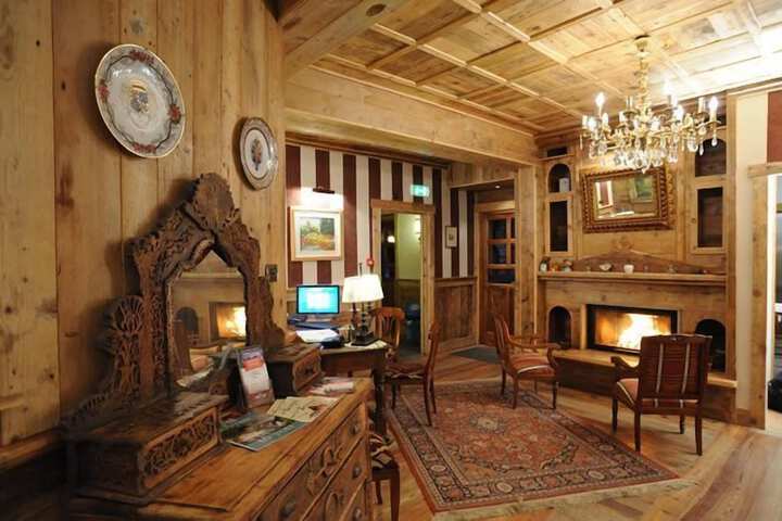 Hotel Interior 2 of 44