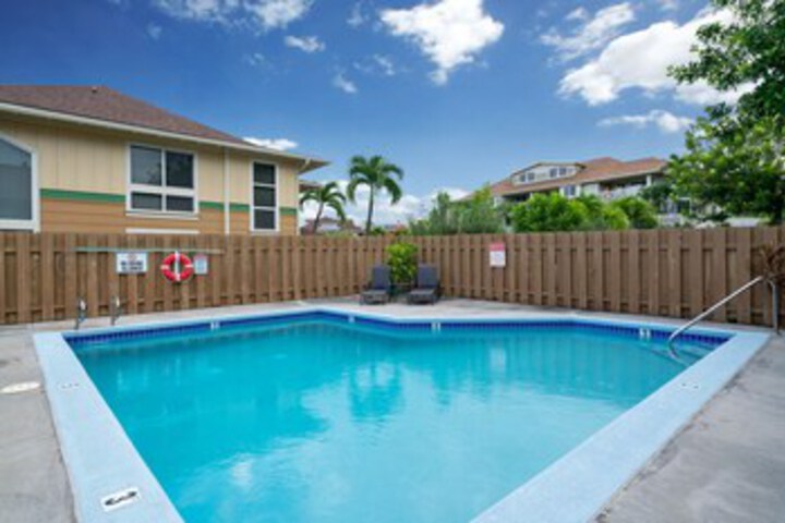 Pool 16 of 24