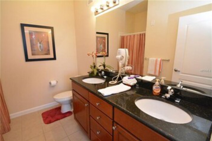 Room 4 of 41