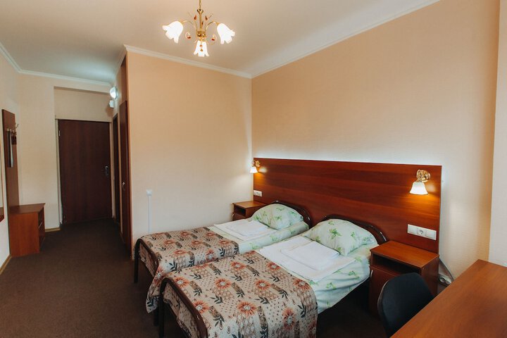 Room 12 of 44