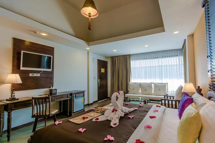 Room 8 of 46