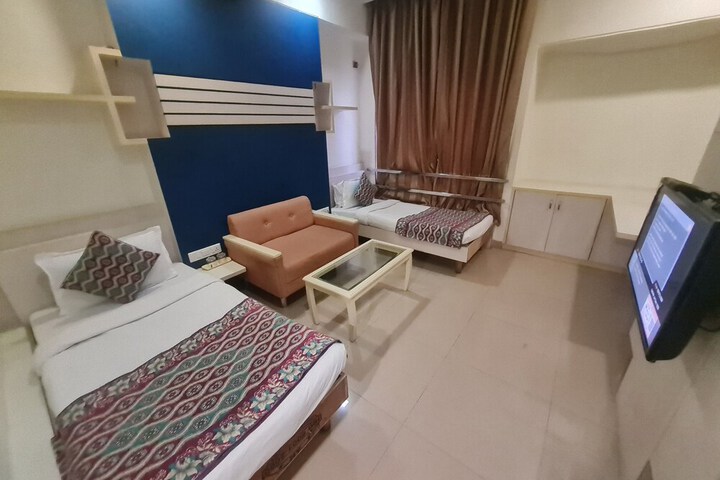 Room 30 of 54