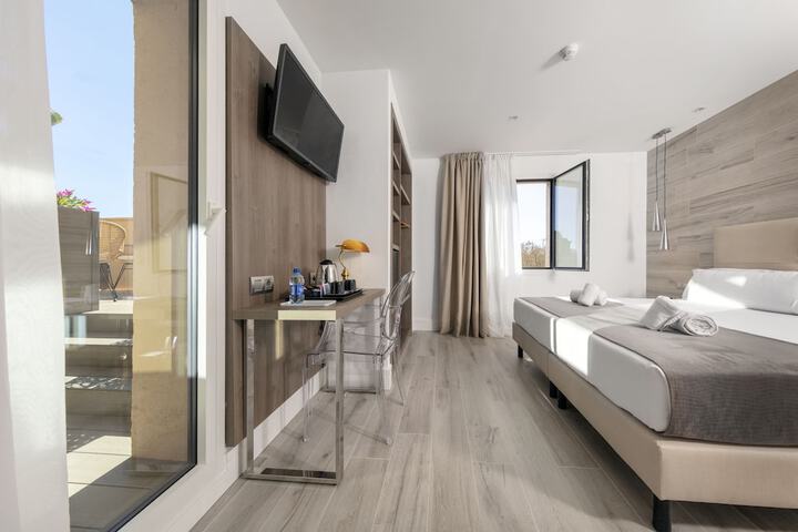 Room 16 of 51