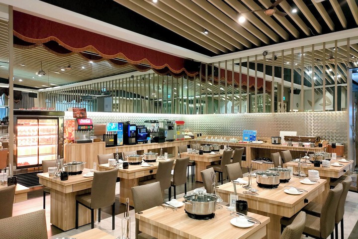 Dining 55 of 67
