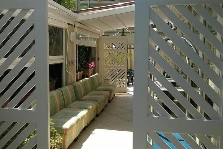 Terrace/Patio 33 of 39