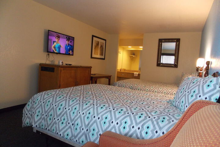 Room 16 of 128
