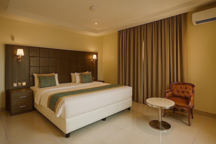 Room 34 of 102