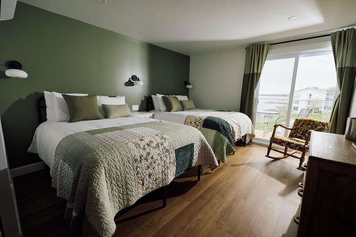 Room 9 of 50