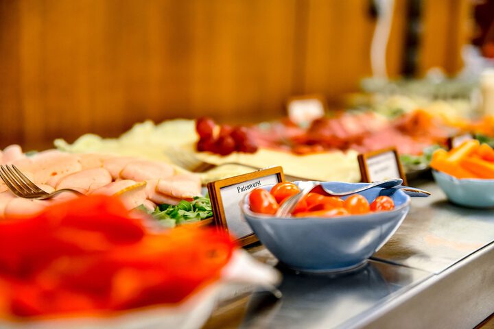 Dining 50 of 74
