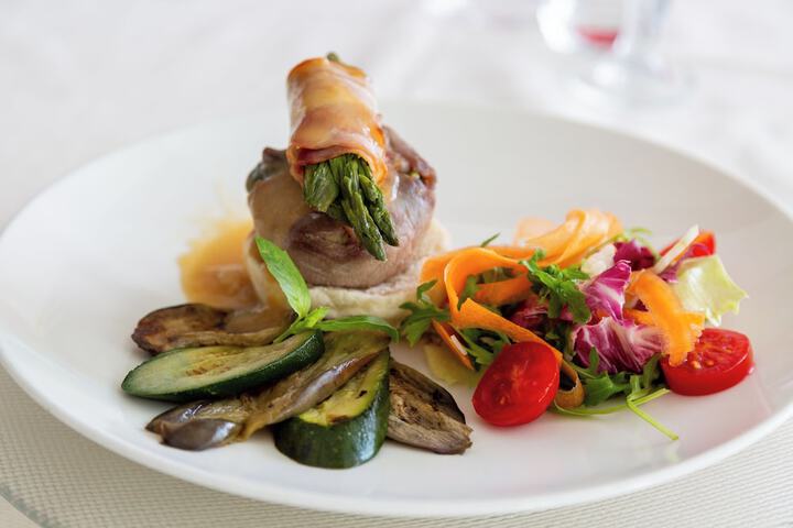 Dining 89 of 146