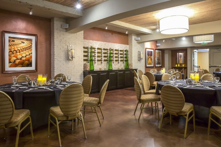 Banquet hall