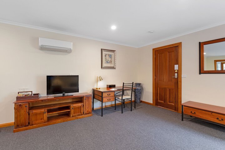 Room 19 of 47