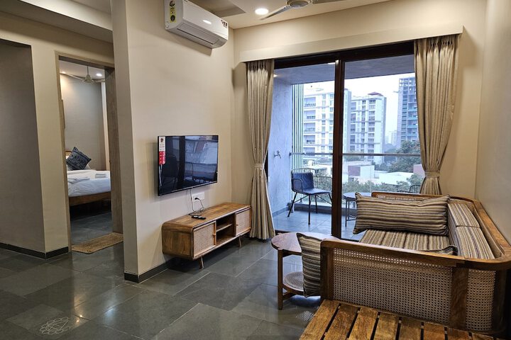 Room 52 of 57