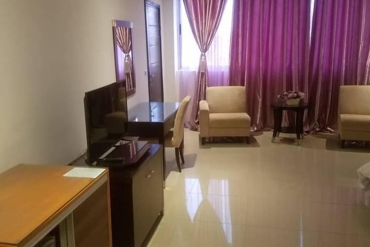 Room 34 of 50
