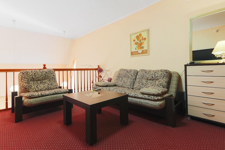 Room 53 of 88