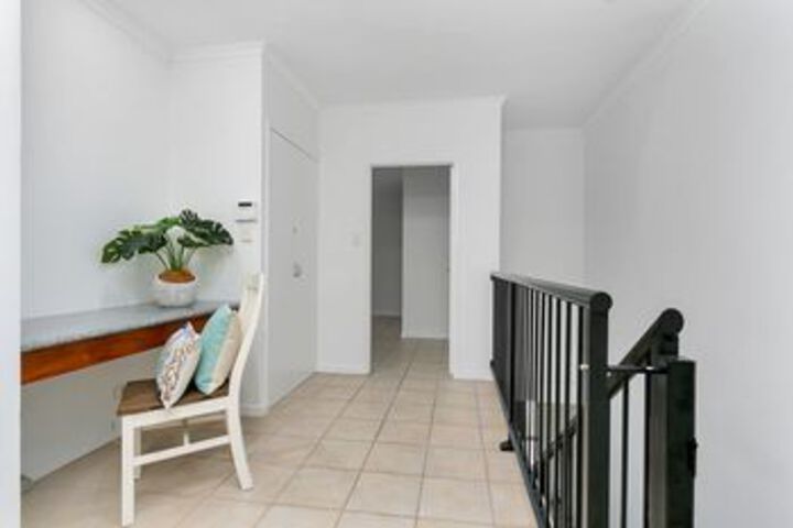 Ballroom/Hall 17 of 44