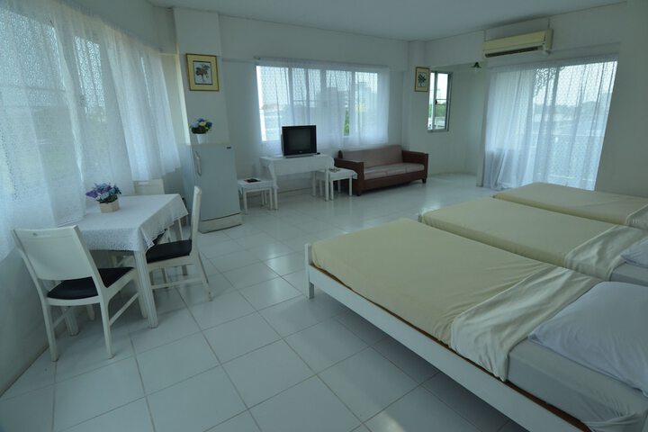 Room 15 of 35