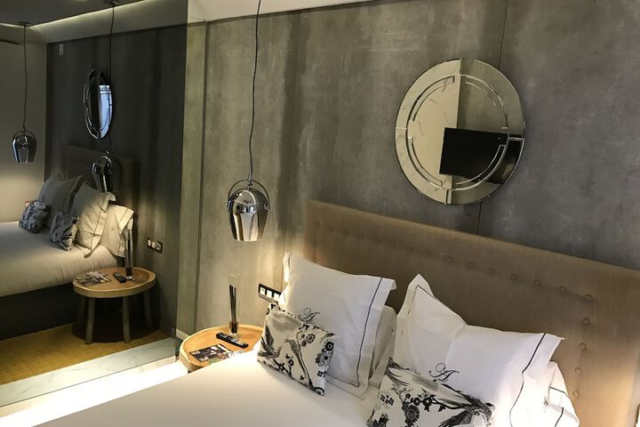 Room 59 of 86