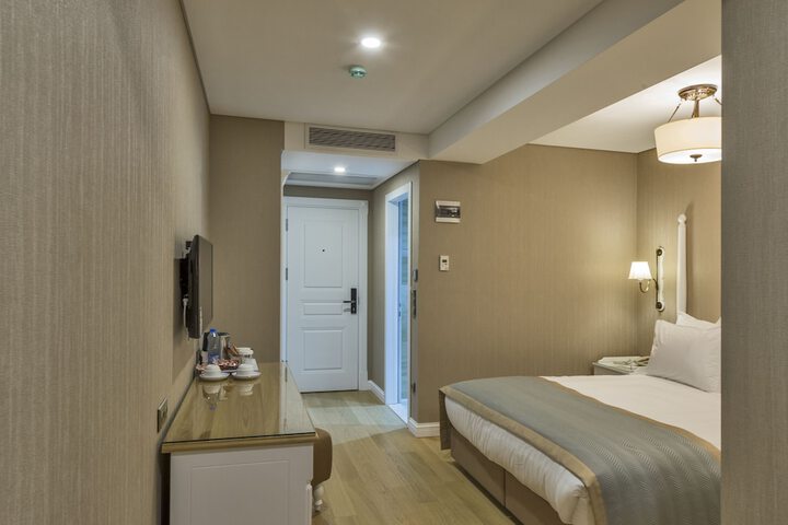 Room 14 of 44