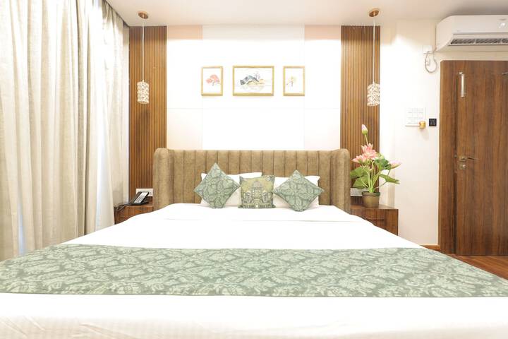 Room 35 of 140