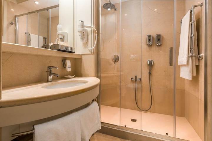 Bath Interior