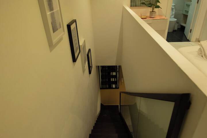 Room 46 of 158