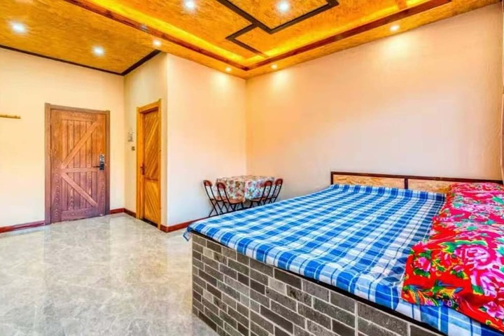 Room 3 of 54