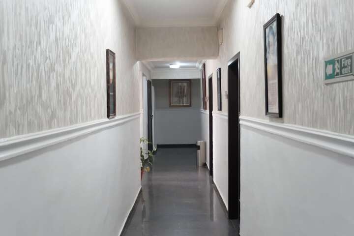 Ballroom/Hall 22 of 23