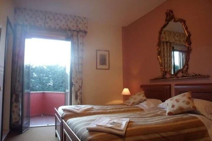 Room 16 of 88