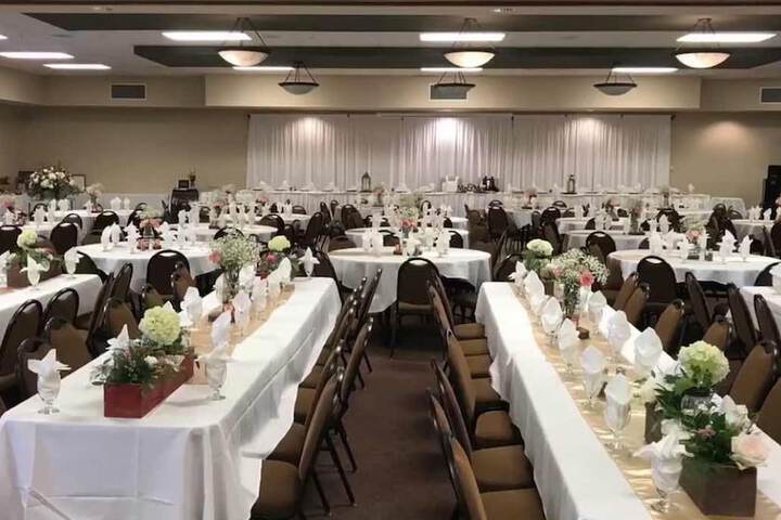Banquet hall