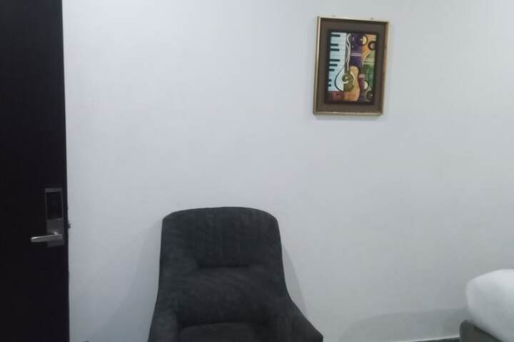Room 61 of 104
