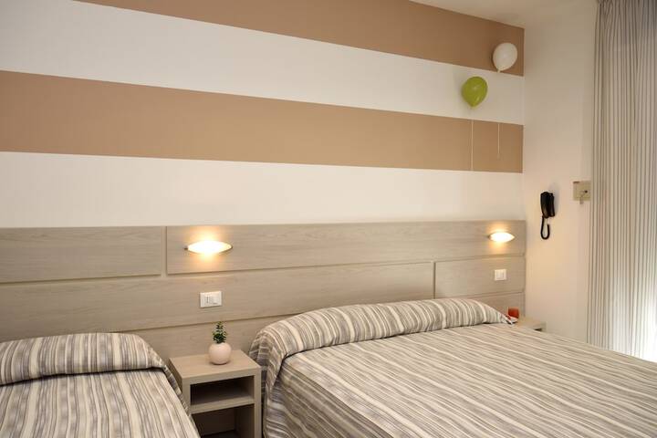 Room 14 of 60
