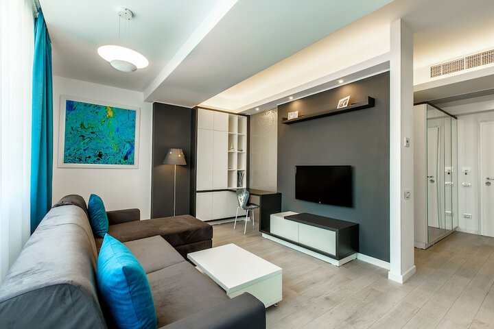 Room 15 of 166