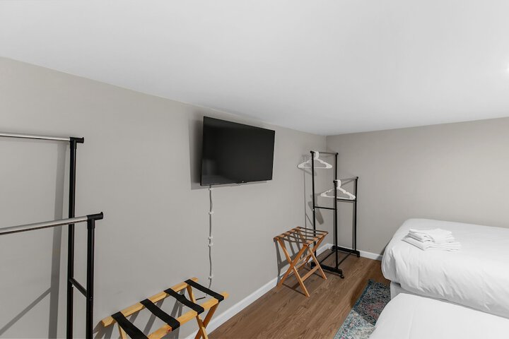 Room 10 of 41