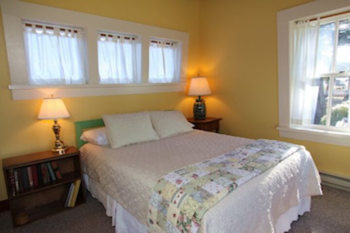 Room 34 of 162