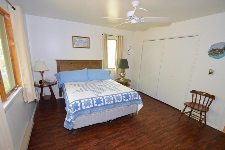 Room 3 of 46