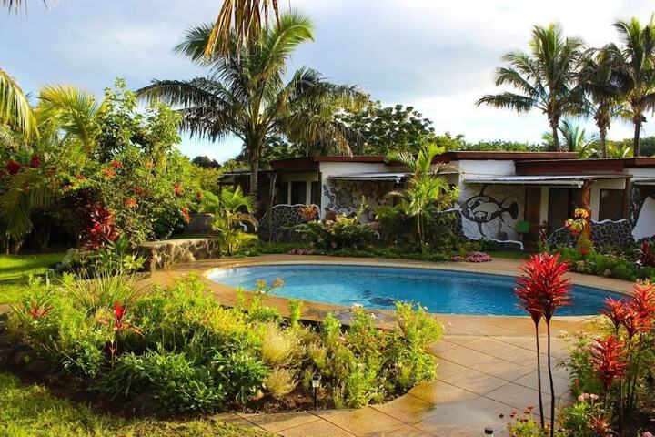Hotel with Pool